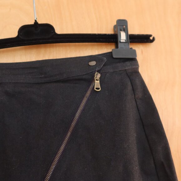 Tomas Maier black denim asymmetrical zipper mini skirt size 2 Italy 100% cotton - Picture 9 of 16